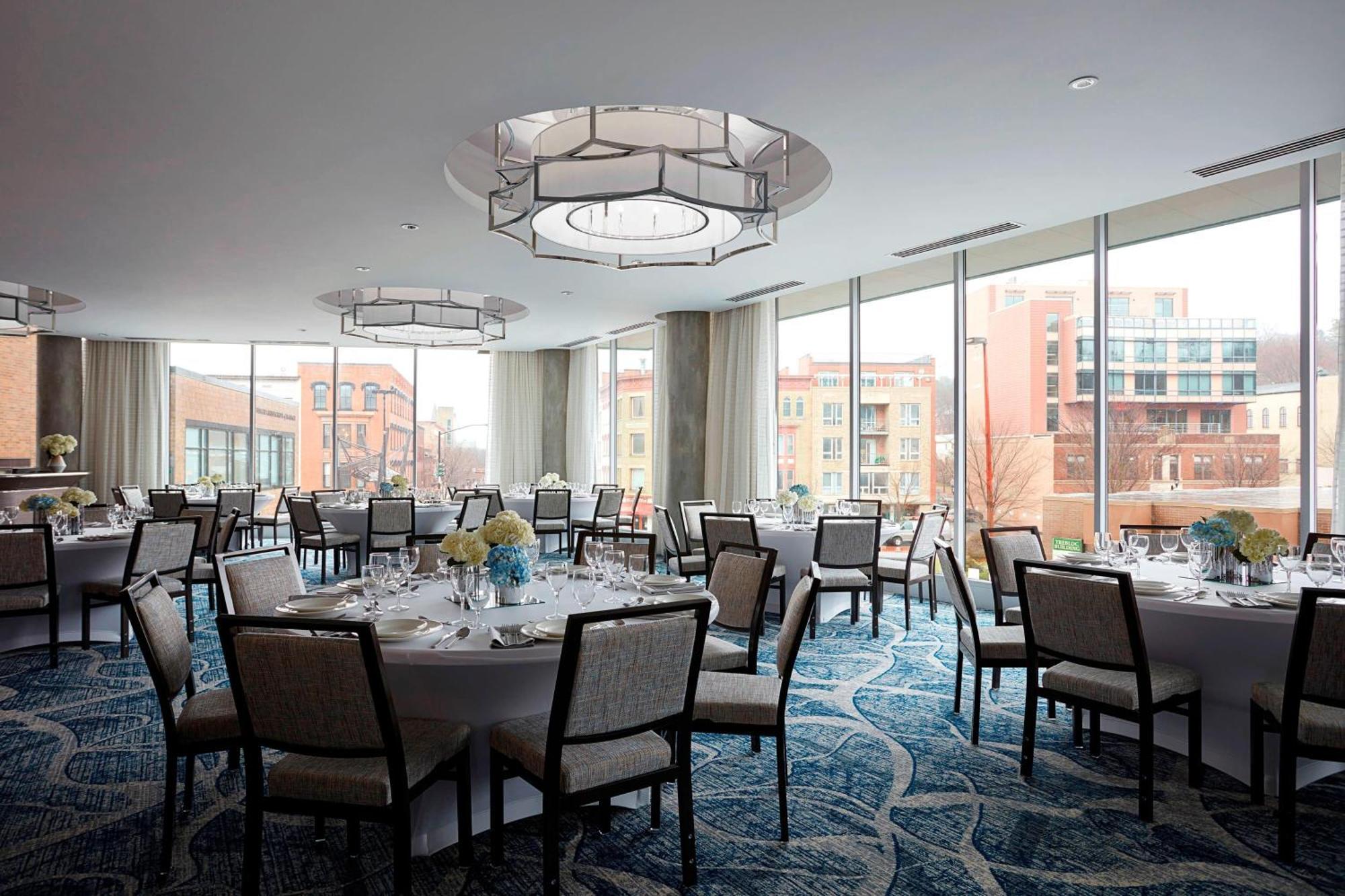 Ithaca Marriott Downtown On The Commons Hotell Eksteriør bilde